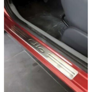 Pisa alfombra Renault Clio, 4 pcs 2002-2017